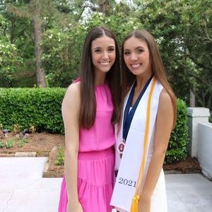 Meet your Posher, Ava